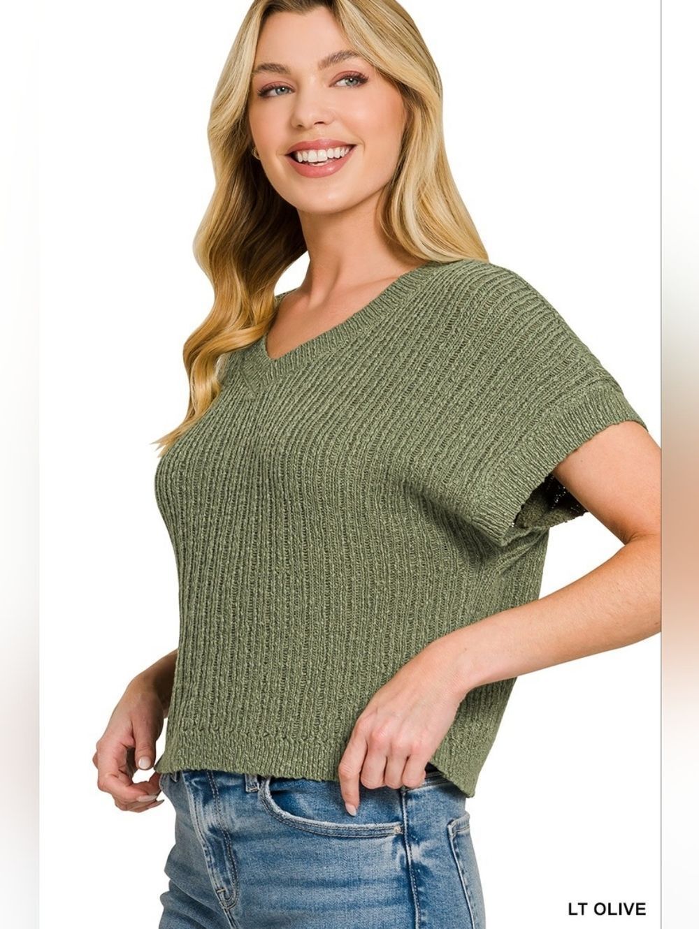 Zenana Texture Knit V-Neck Crop Olive Ribbed Short-Sleeve Boxy Sweater sz M
